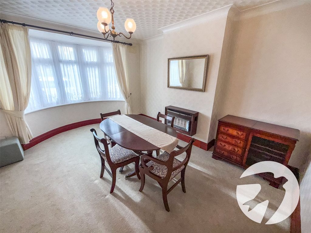 Property photo 2 of 15 Picture No. 10