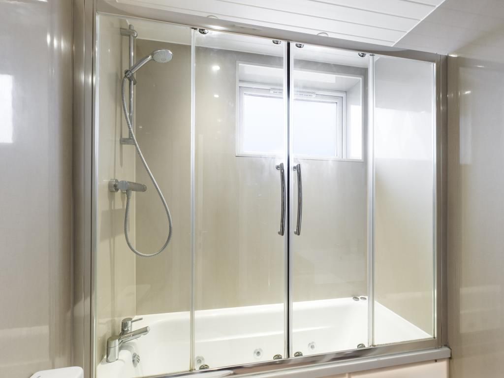 Property photo 2 of 7 Photo 1