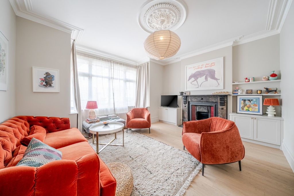 Property photo 2 of 17 Picture No. 05