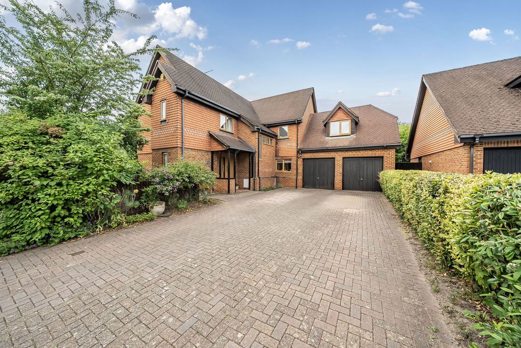 Property photo 1 of 23