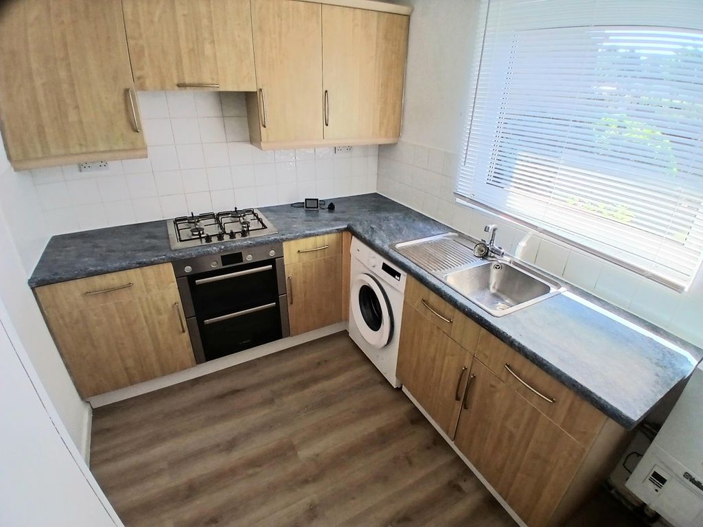 Property photo 2 of 24 Image