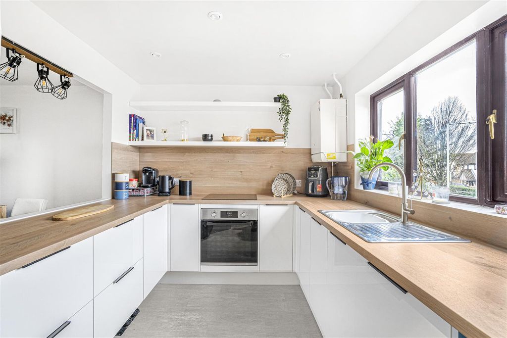 Property photo 3 of 22 5_44222.Jpg