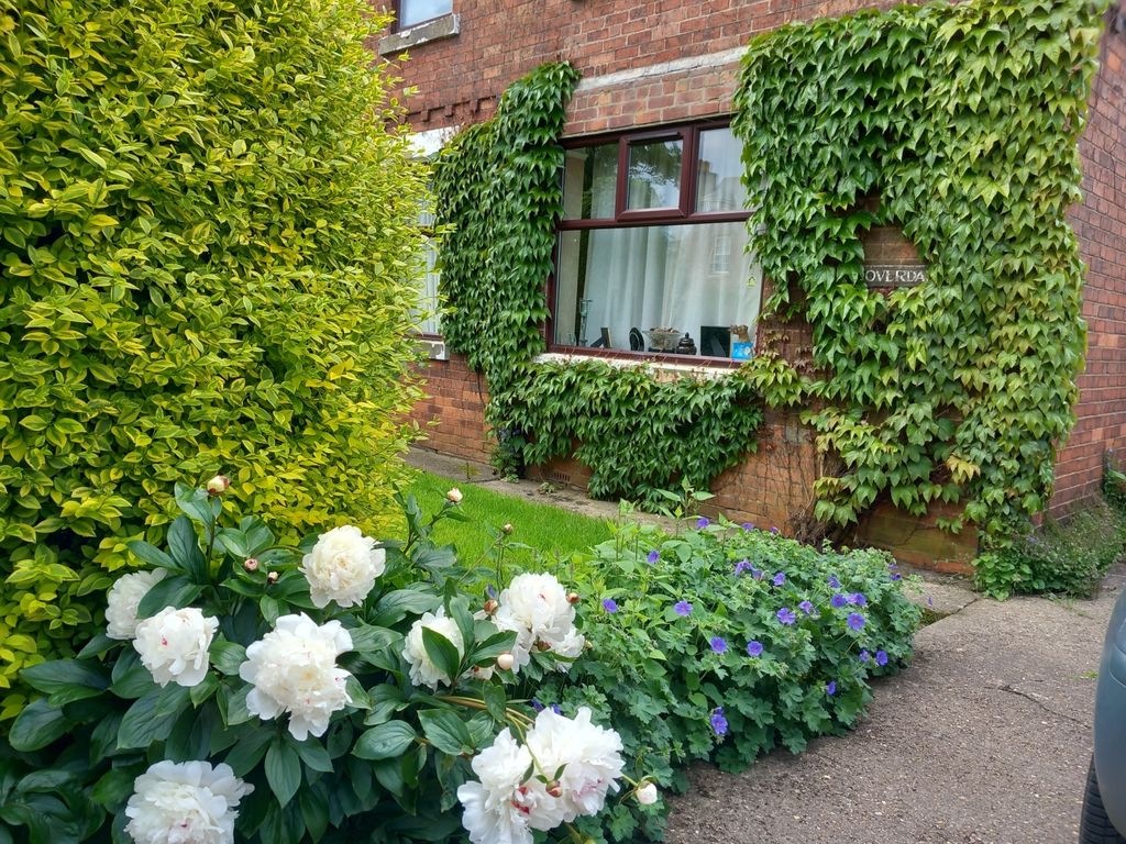 Property photo 2 of 22 1000009503