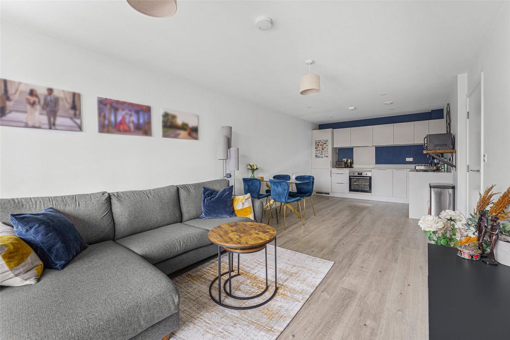 Property photo 3 of 17 Picture No. 03