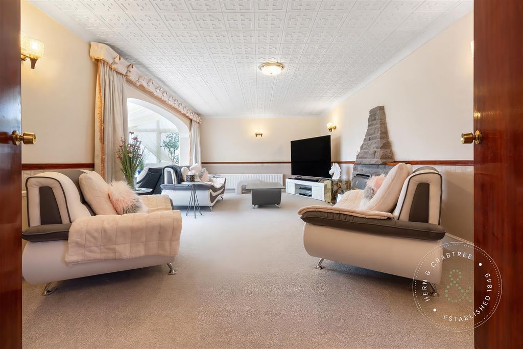 Property photo 3 of 65 Catherine Drive, Hern Crabtree (53).Jpeg
