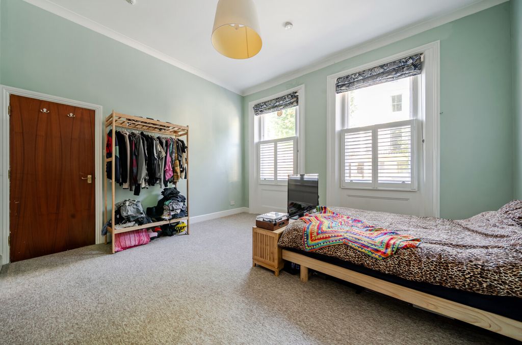 Property photo 2 of 12 1-6Ab6829d76d01-1...