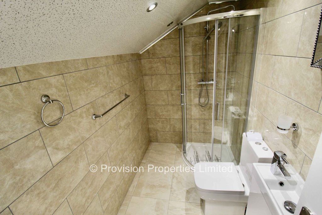 Property photo 3 of 6 Photo