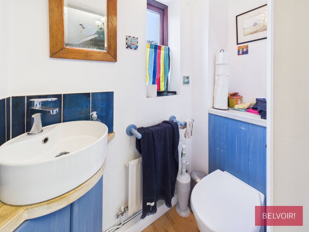 Property photo 3 of 35