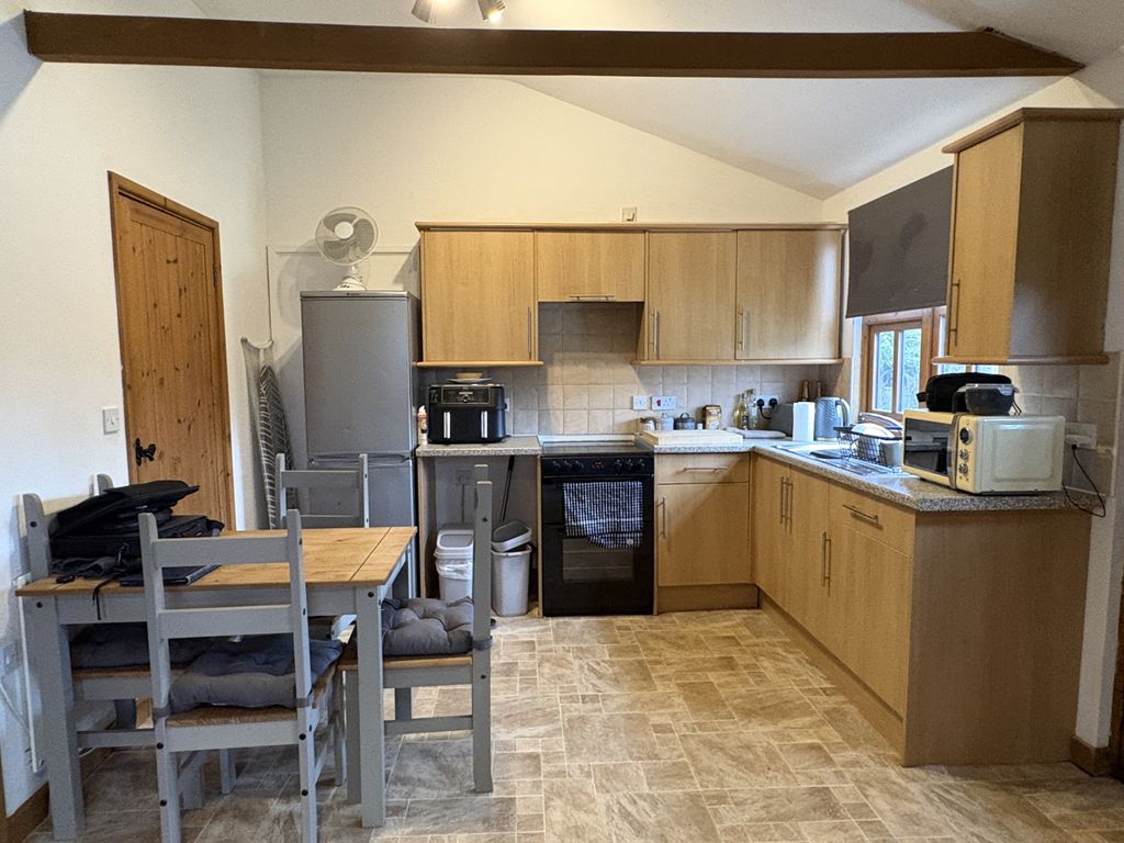 Property photo 3 of 12 Gallery