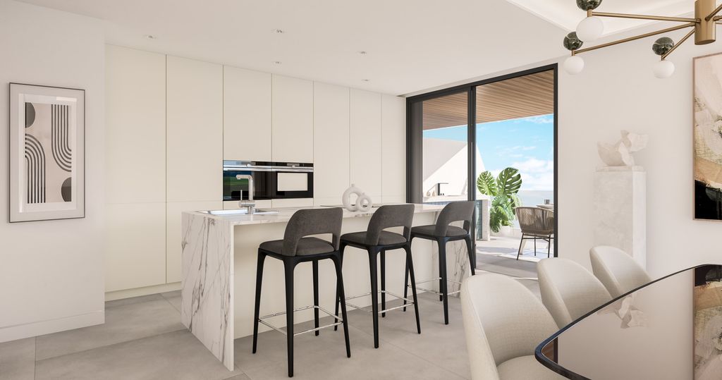 Property photo 3 of 14 Photo 2