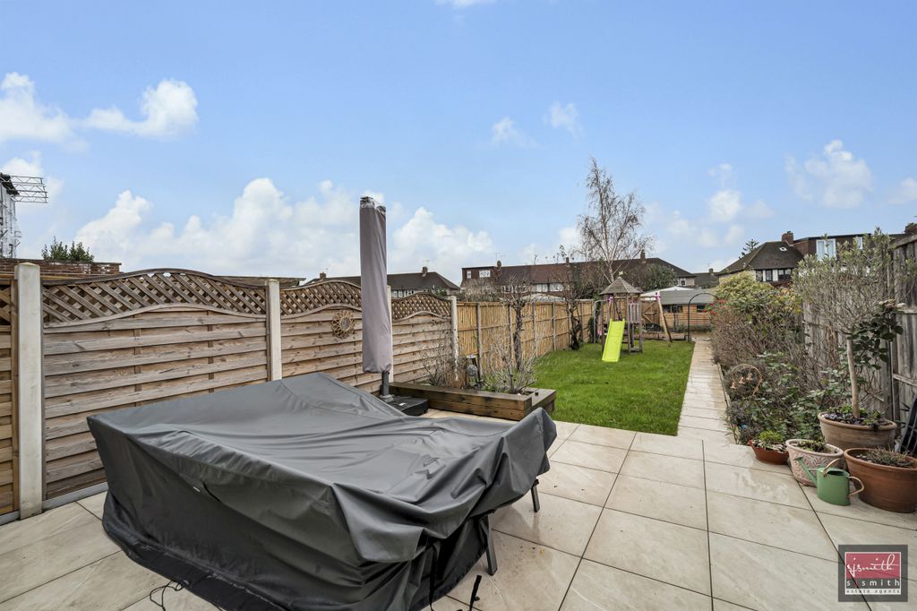 Property photo 3 of 15 Dsc01797