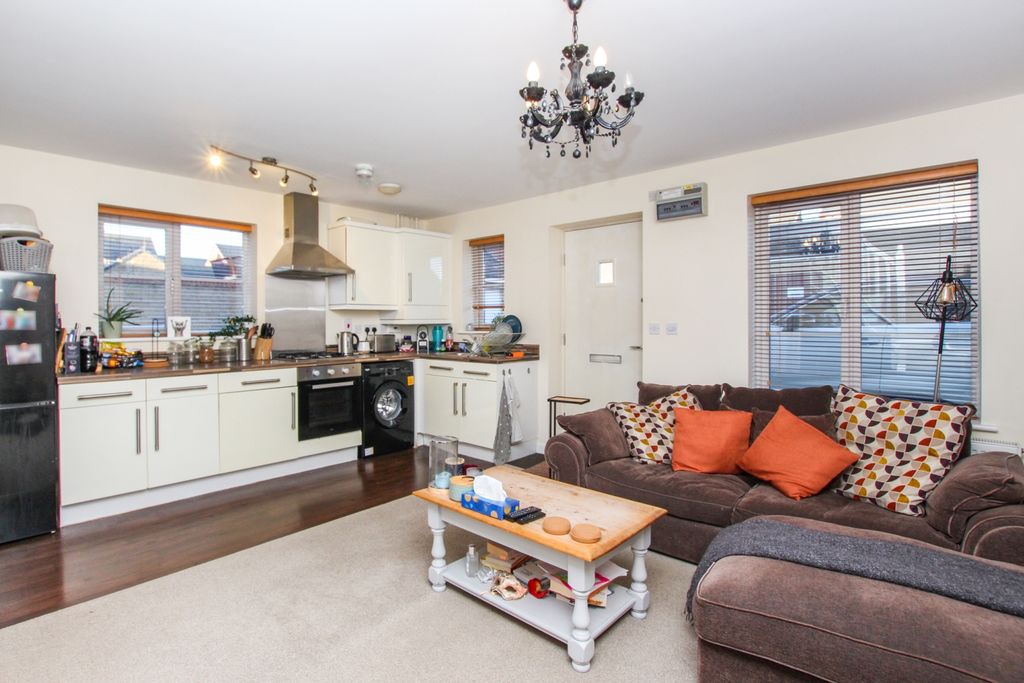 Property photo 3 of 6 Img_1229