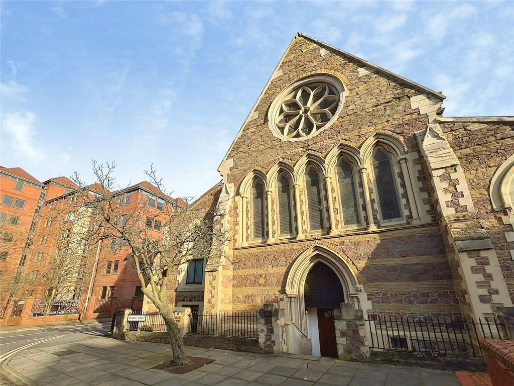 Property photo 1 of 9 Front