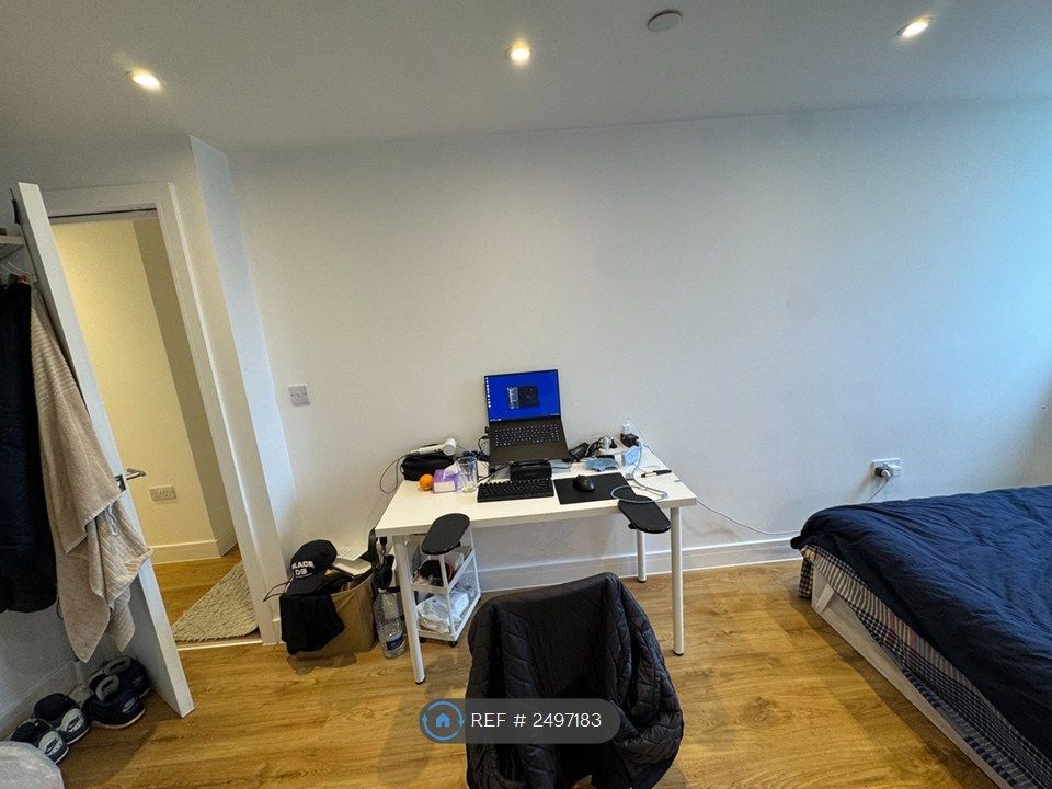 Property photo 2 of 9