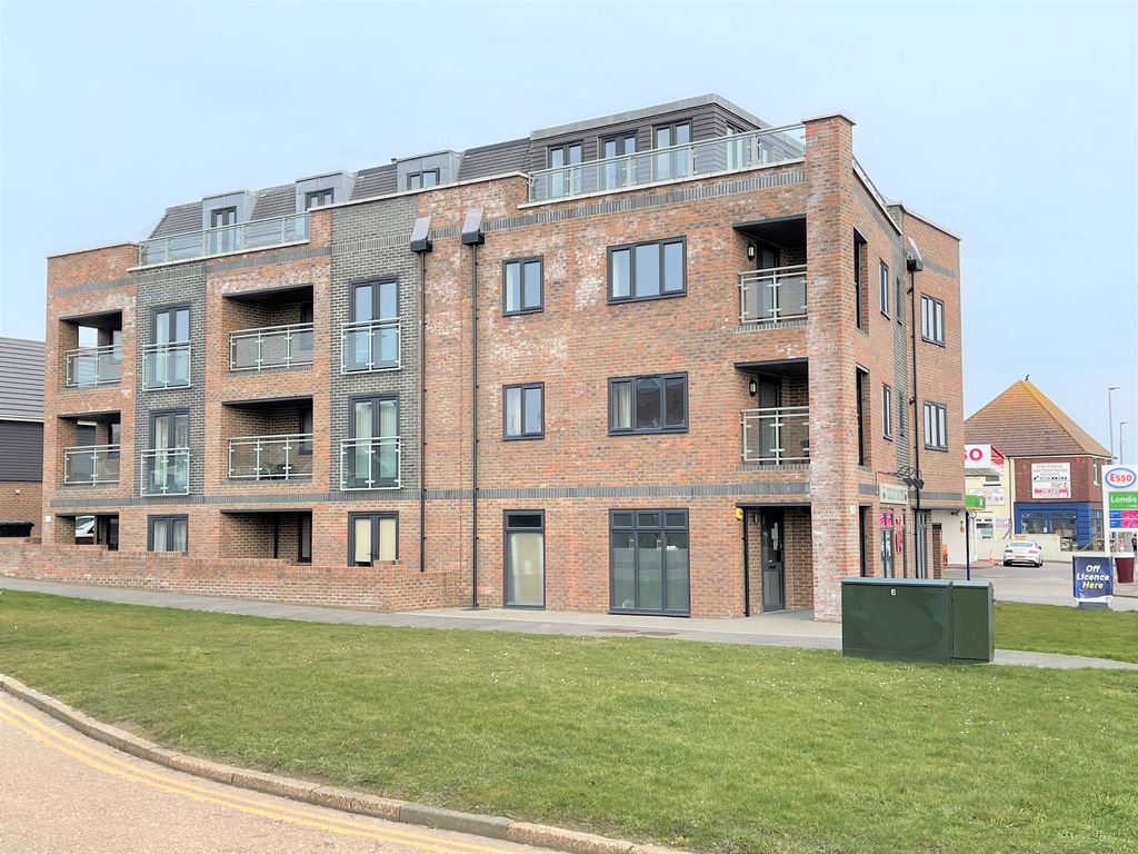 Property photo 1 of 6