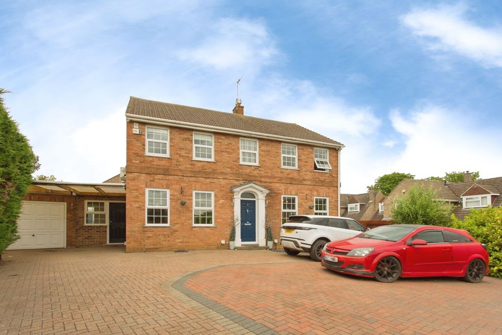 Property photo 1 of 19