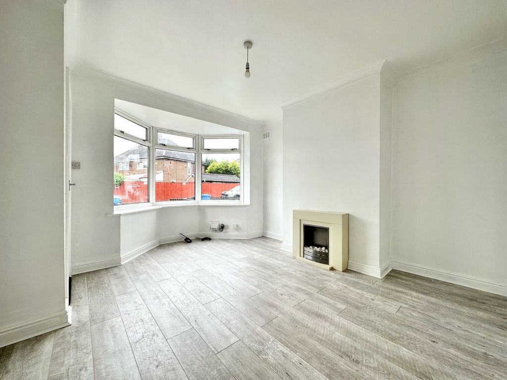 Property photo 1 of 5 2