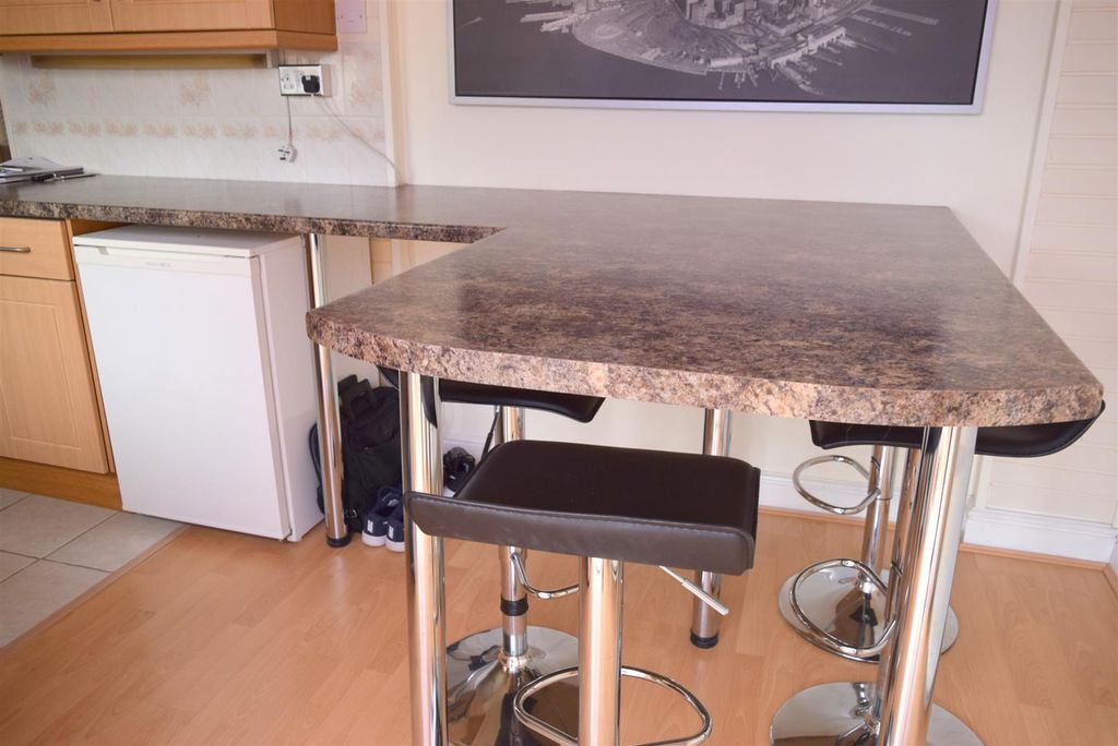 Additional image 11 of 2 bed terraced house to rentWestern Avenue, Chester CH1