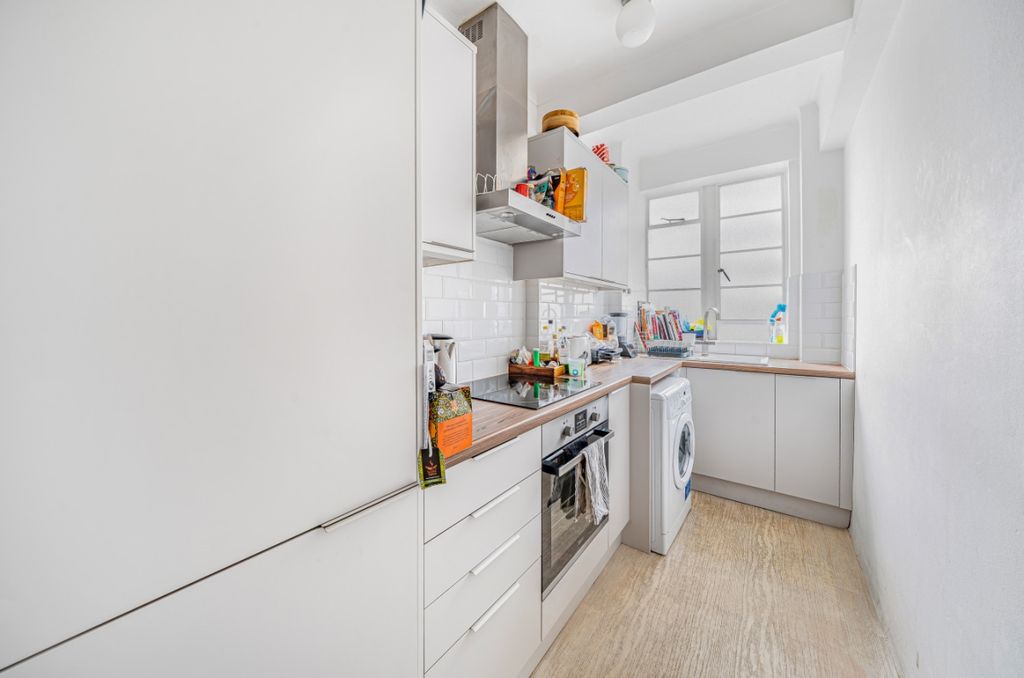 Property photo 2 of 10 949847 (4)