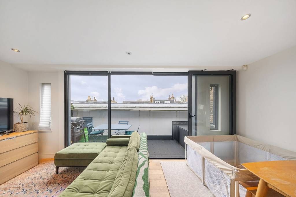 Property photo 2 of 8 Image