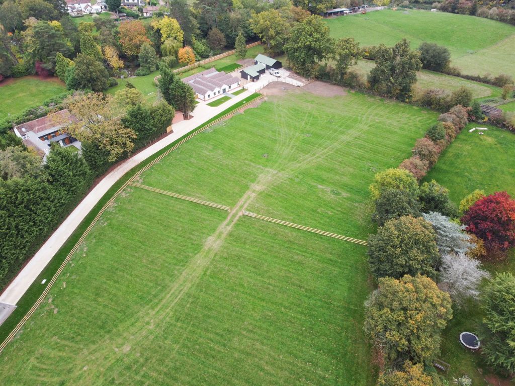 Property photo 2 of 26