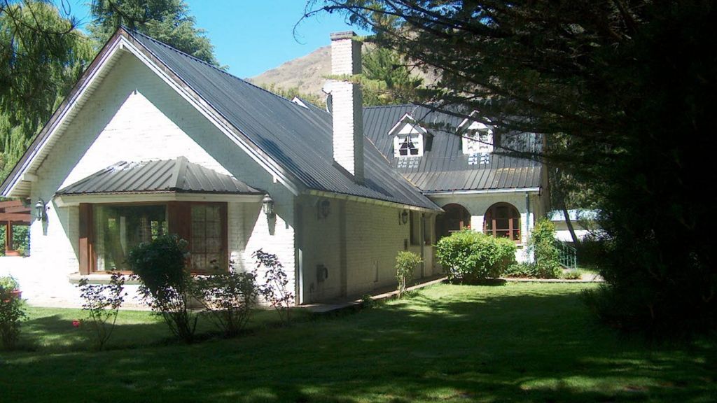 Property photo 1 of 39