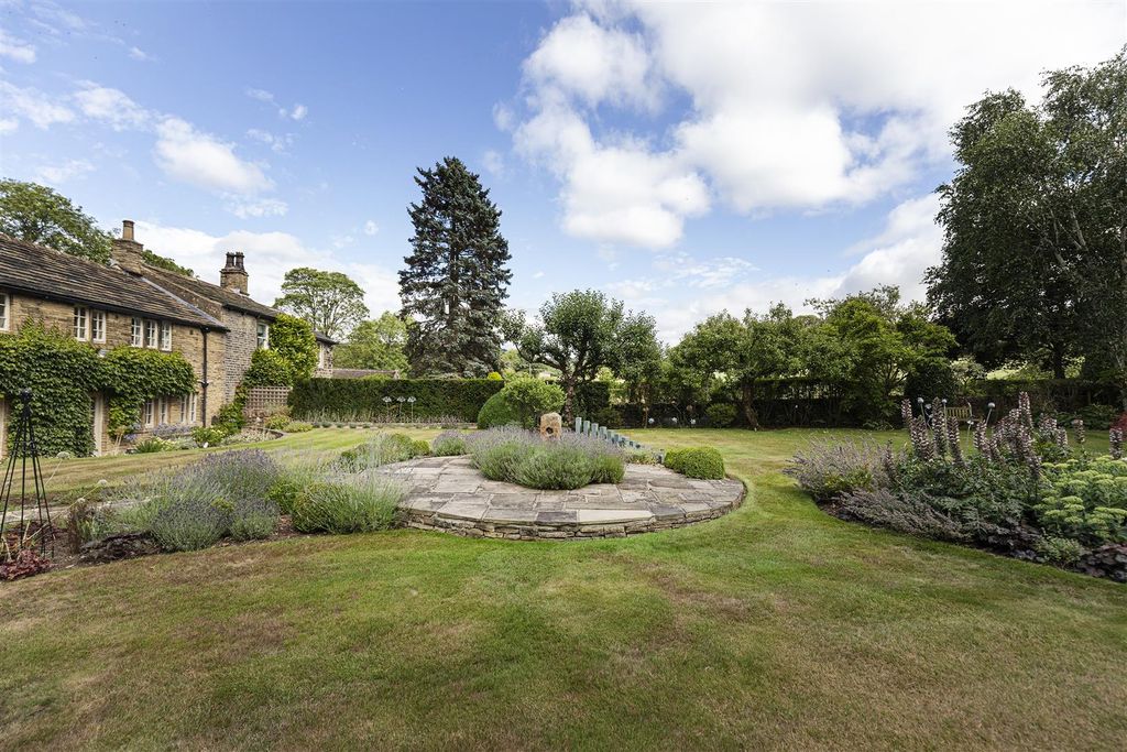 Additional image 76 of 4 bed cottage for saleGawthorpe Green Lane, Lepton, Huddersfield HD5