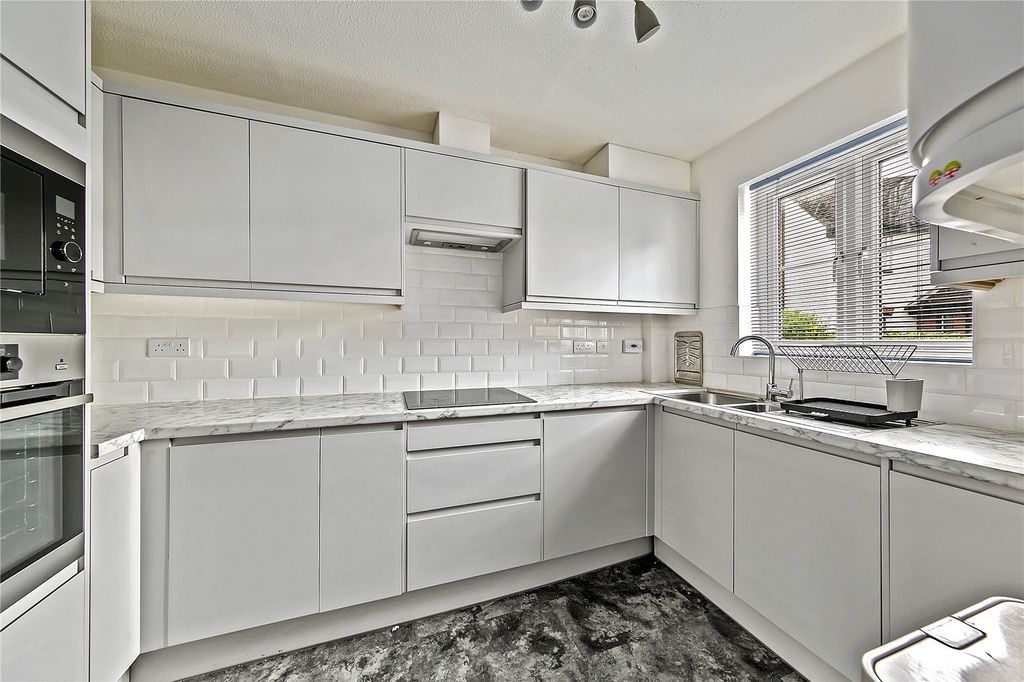 Property photo 3 of 20 Picture No. 17