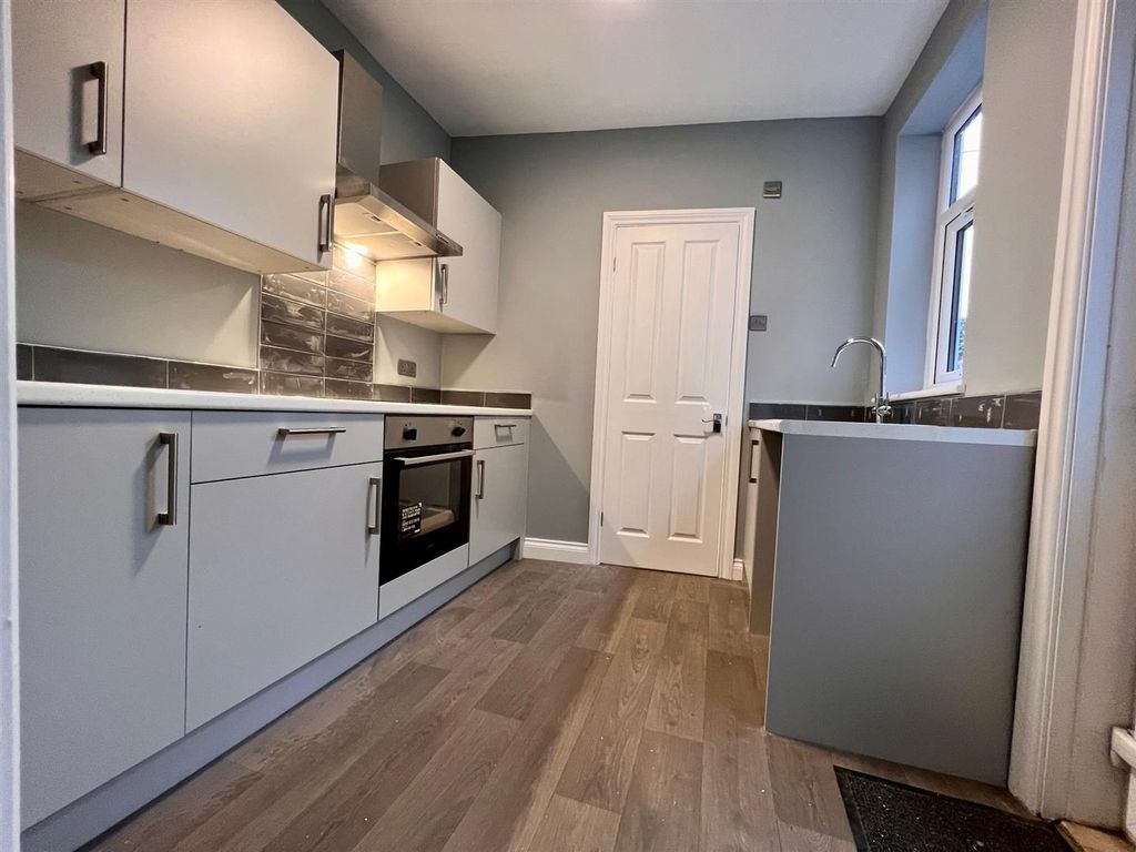 Property photo 3 of 9 12A Garnet  5.Jpg