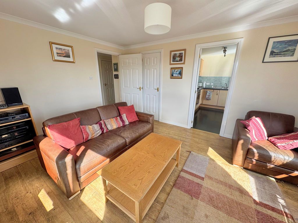 Property photo 3 of 15 Photo 4