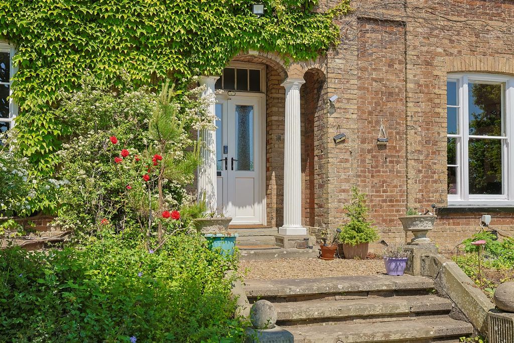 Property photo 3 of 40 Highfield House - Web (2 Of 57).Jpg