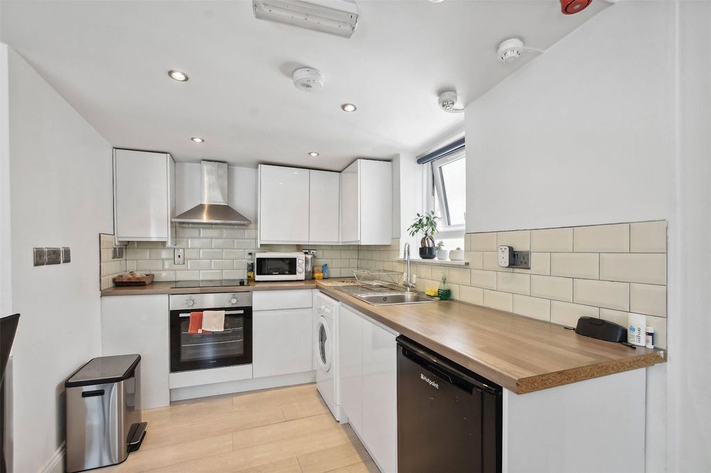Property photo 1 of 12 Picture No. 03
