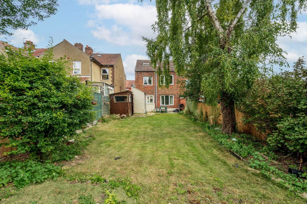 Property photo 2 of 4