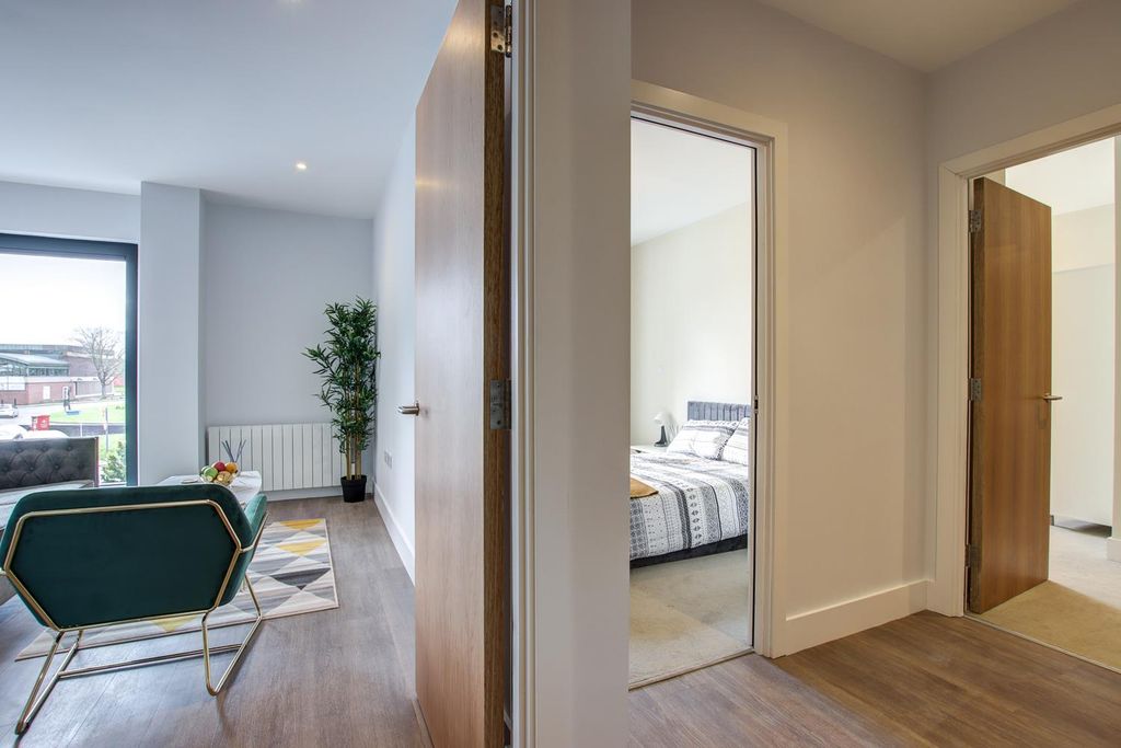 Property photo 3 of 7