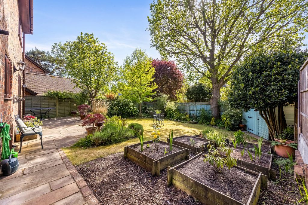 Property photo 3 of 23