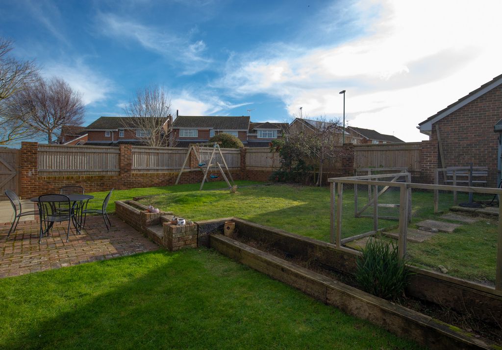 Property photo 3 of 21