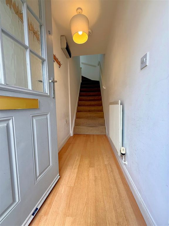 Property photo 3 of 9 Hallway.Jpg