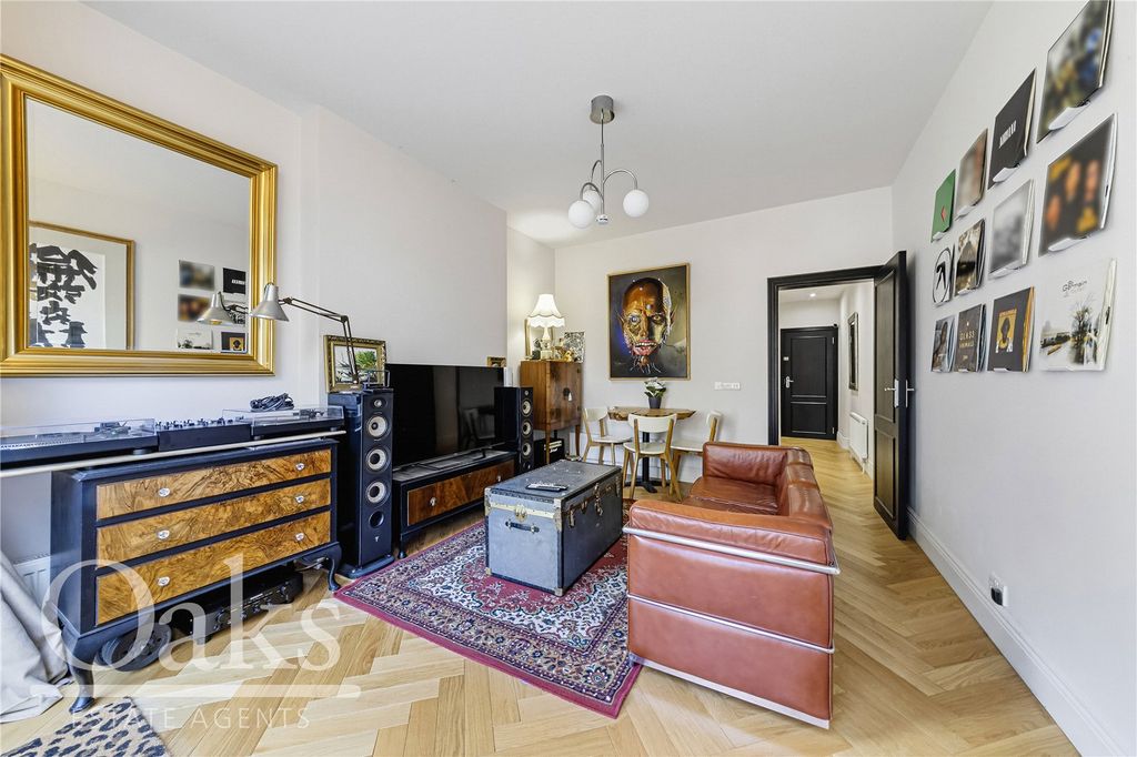 Property photo 2 of 8 Picture No. 07
