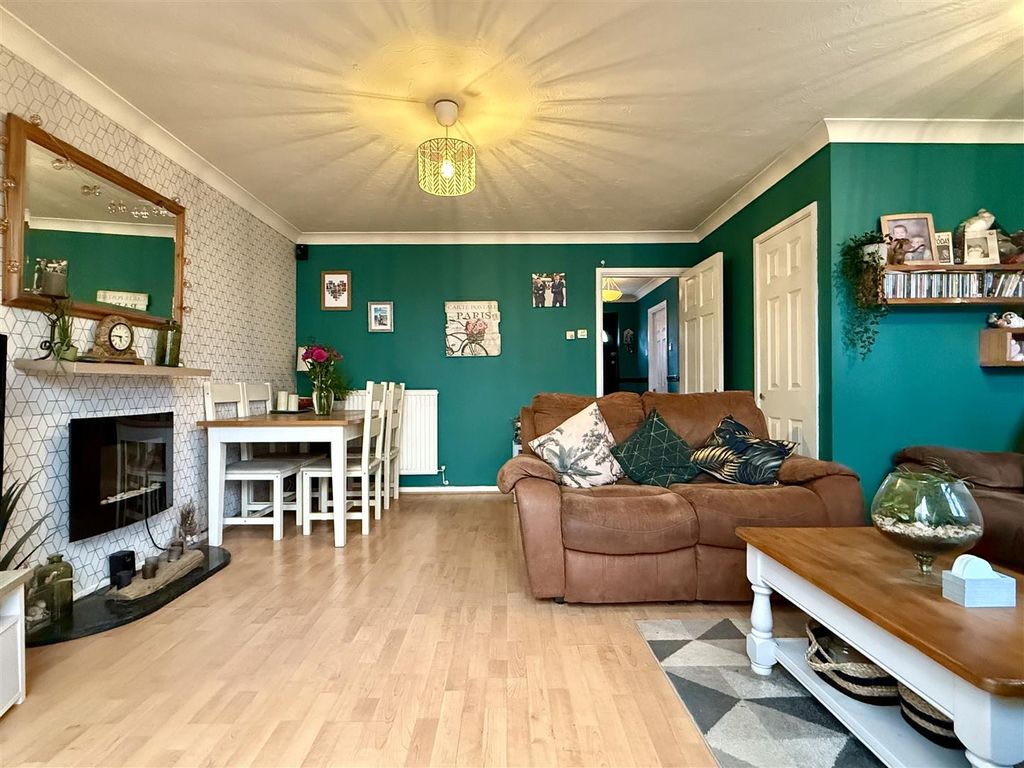 Property photo 2 of 18 Img_8098.Jpeg