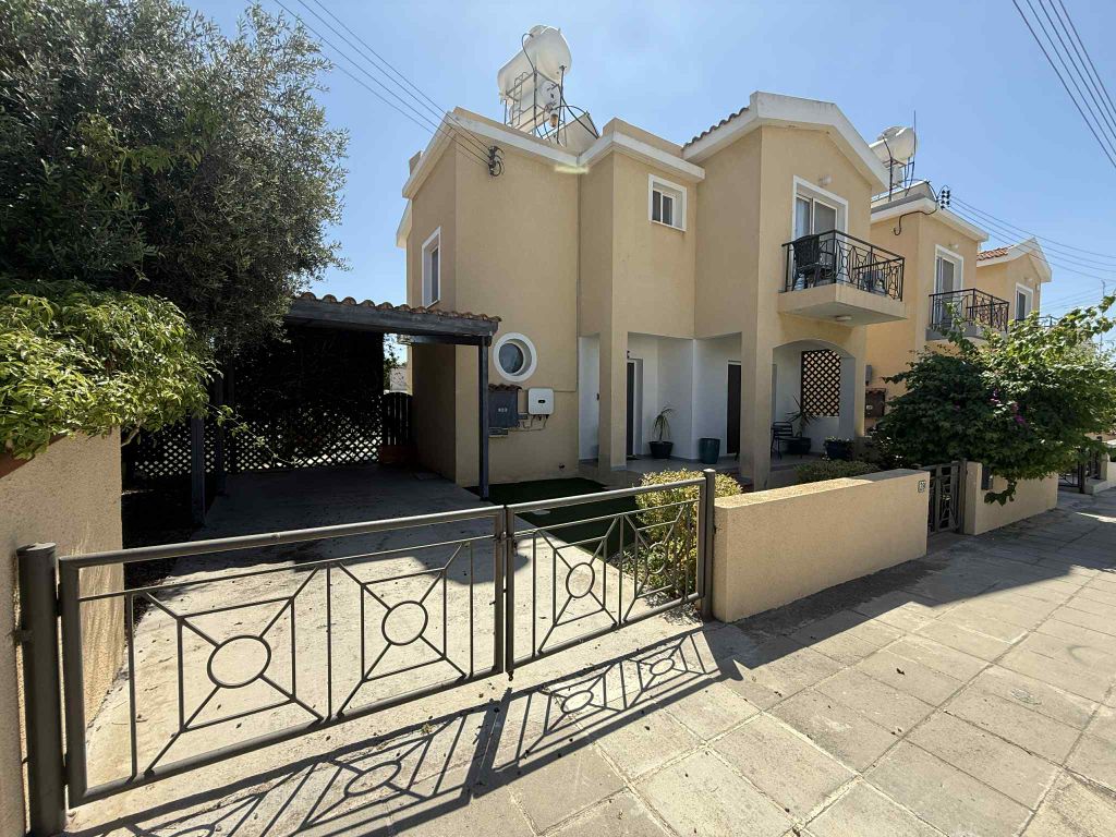 Property photo 1 of 27