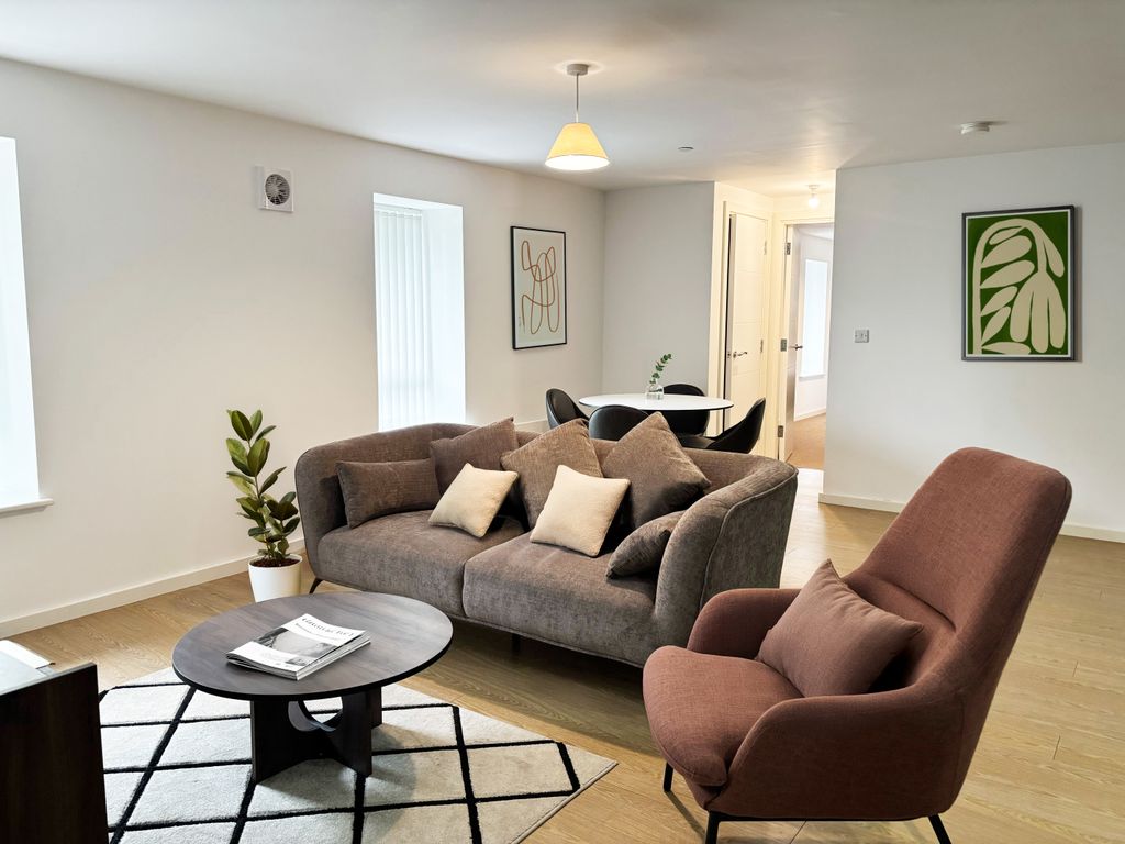 Property photo 1 of 11 Img_4346