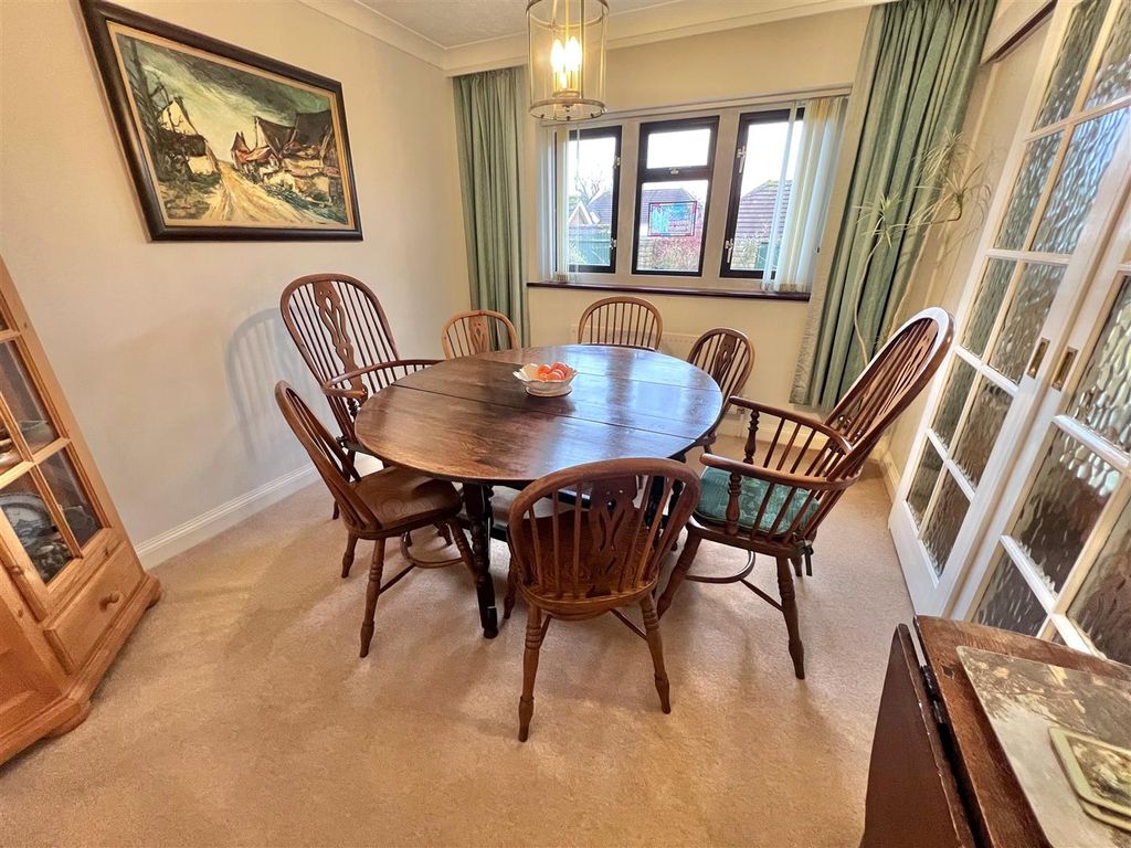 Property photo 2 of 16 Dining Room 2.Jpg