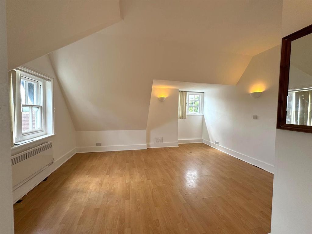 Property photo 2 of 11 Living Rm Pic 2.Jpg