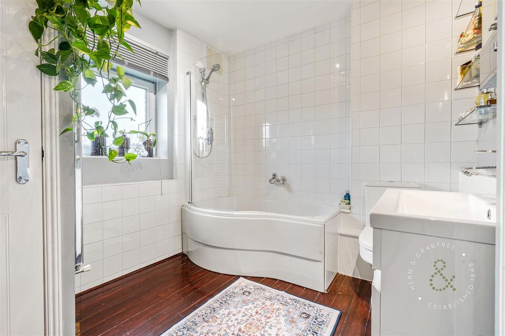 Additional image 43 of 5 bed town house for saleBarquentine Place, Cardiff Bay CF10