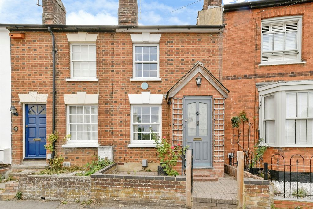Property photo 1 of 20