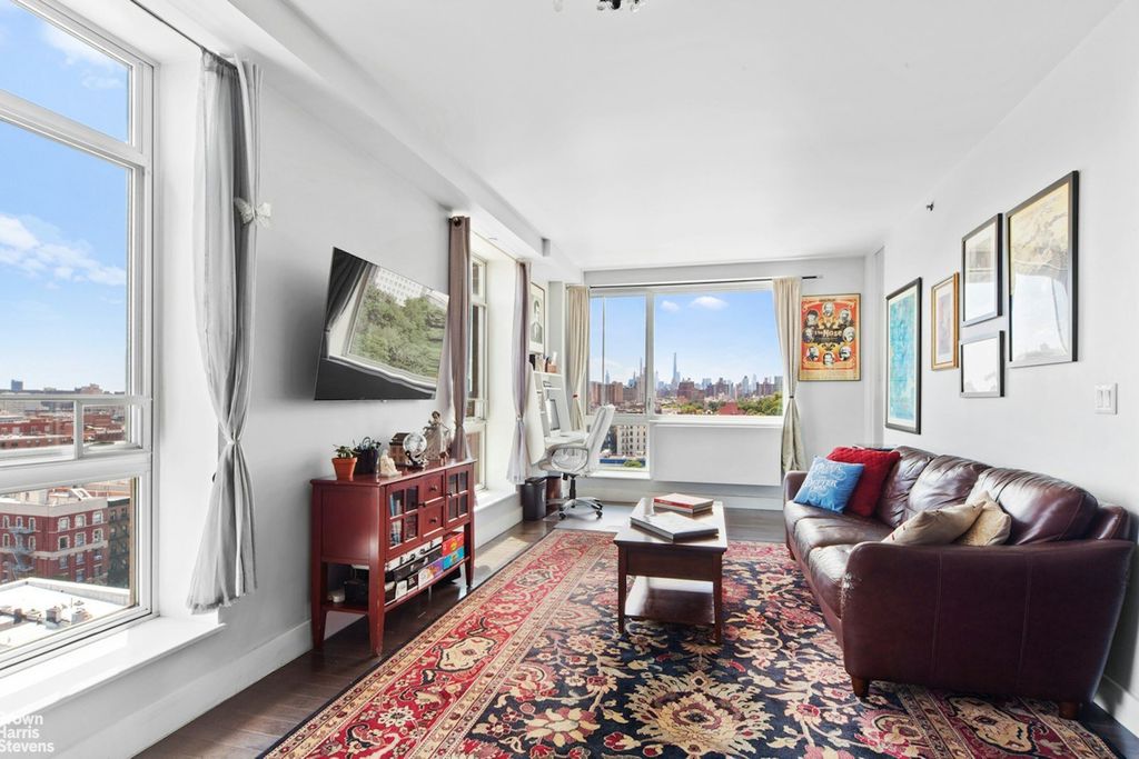 Property photo 3 of 9 <Alttext/>