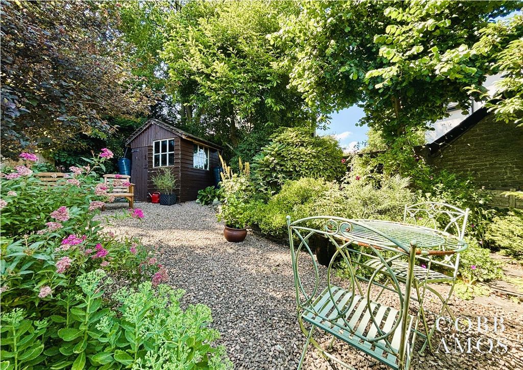 Property photo 2 of 24 High-Res-08.Jpg