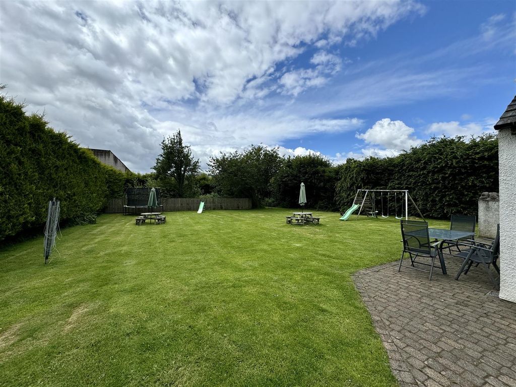 Property photo 2 of 47 Img_6599.Jpg