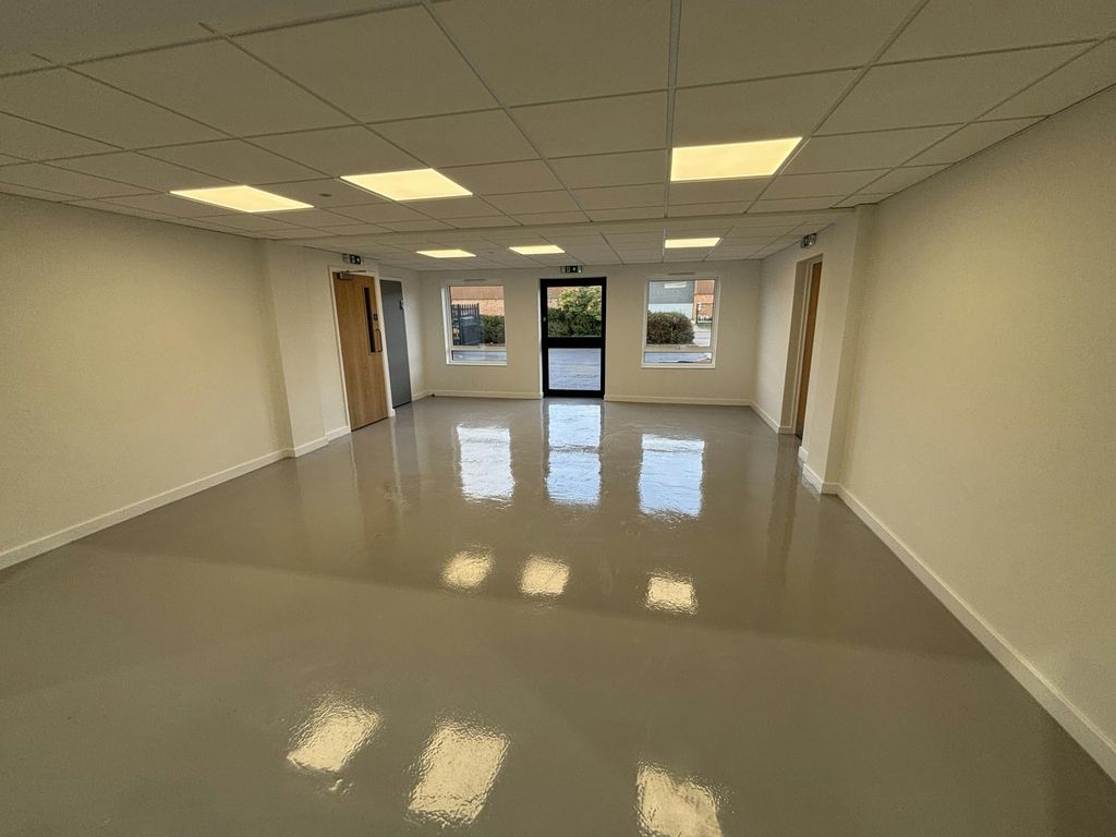 Property photo 2 of 6 Img_1518.Jpg