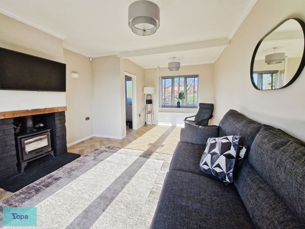 Property photo 2 of 24 099E0386-1000091473